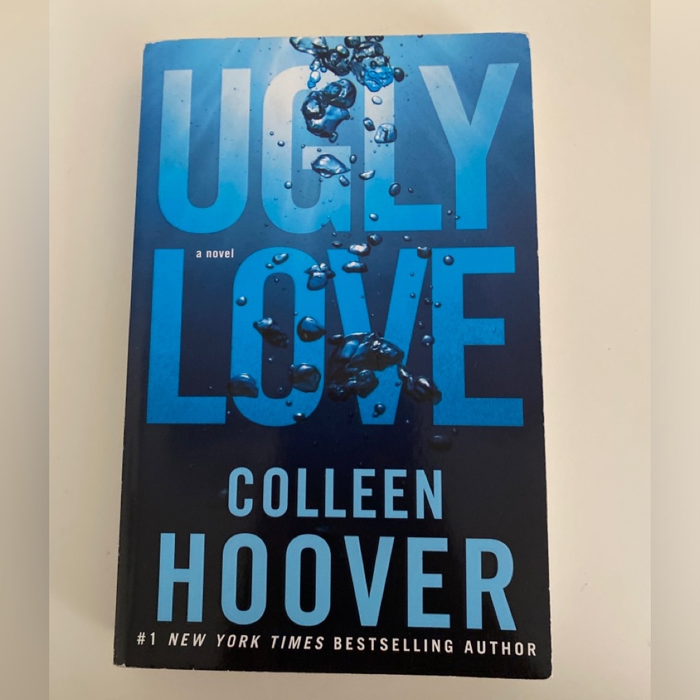 Ugly Love by Colleen Hoover ( fiction, paperback)